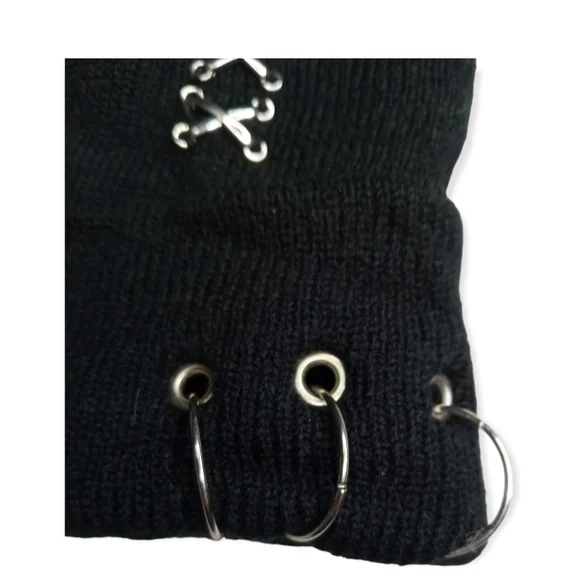 Hot topic pierced beanie one size black. New - Picture 4 of 6